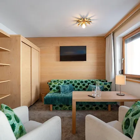 Martina Guest house