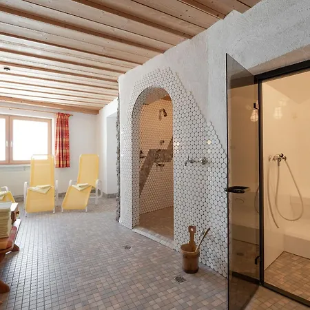 Martina Guest house